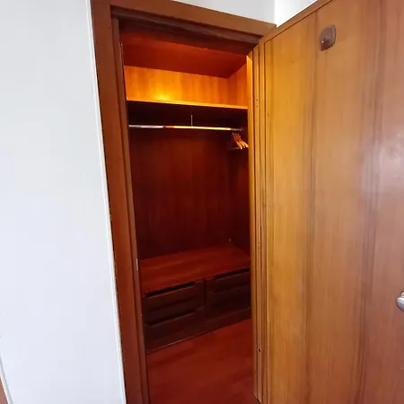 Urban Jungle 2 - Porta Nuova Apartman Milánó